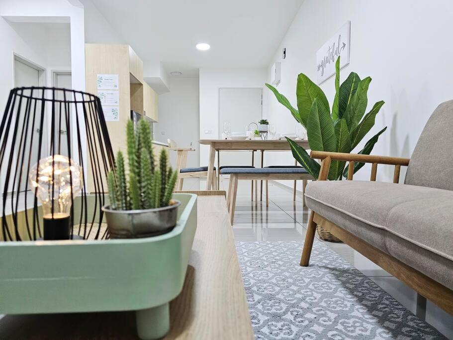Apartment Klang Big Group 10pxs Bayuemas The Tresor Netflix *