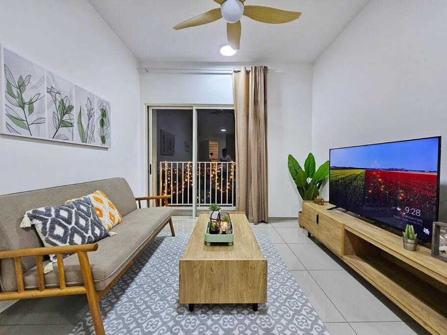 Apartment Klang Big Group 10pxs Bayuemas The Tresor Netflix