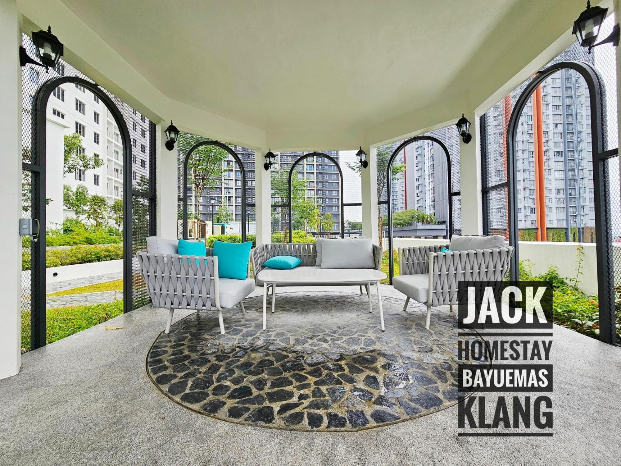 Apartment Klang Big Group 10pxs Bayuemas The Tresor Netflix *
